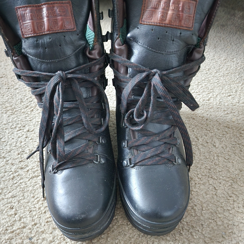 Vintage timberland world hiker boot.68040 Men's size 8